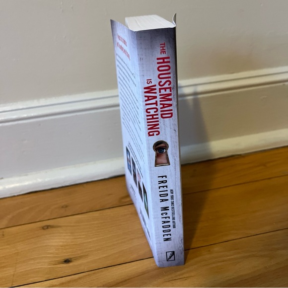 Housemaid Is Watching by Freida McFadden (2024, Trade Paperback) - Picture 5 of 6